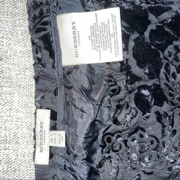 Burberry Skirt - Picture 6 of 10